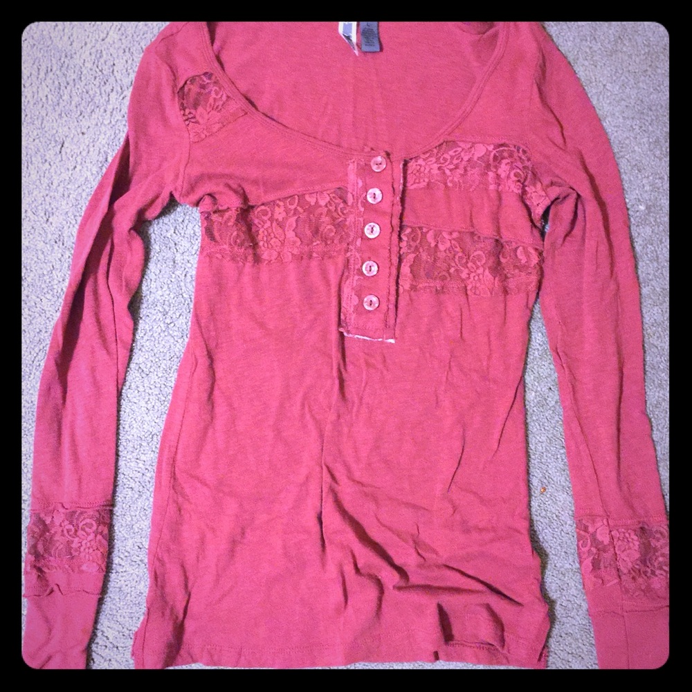 Women's BKE shirt